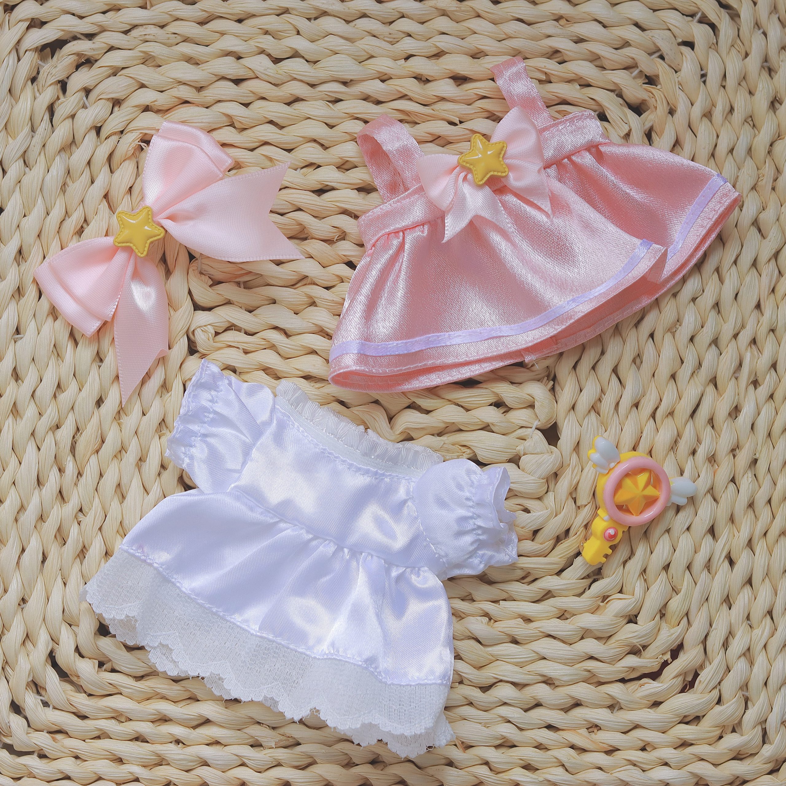 3/5-Piece Clothing & Accessories Set for 15cm–17cm labubus – Perfect Gift for Kids and Collectors – Fits Most Dolls